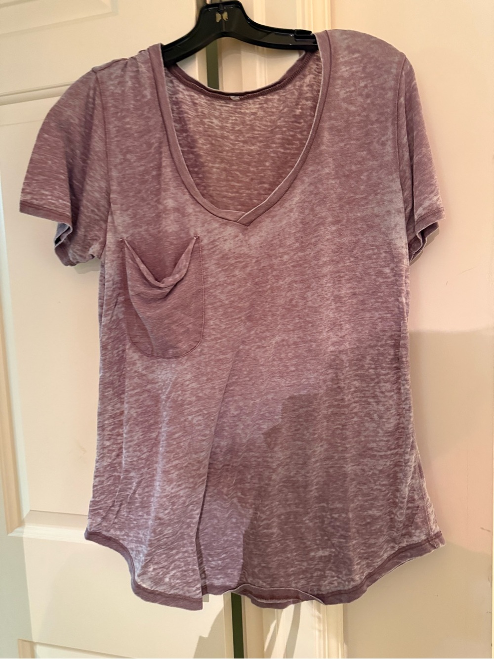 Source Unknown Washed Lavender V-Neck Pocket Tee